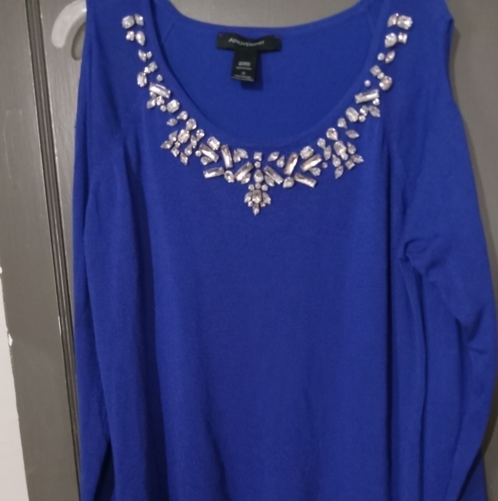 Ashley Stewart long cold shoulder blue sweater with sequins. Size 12